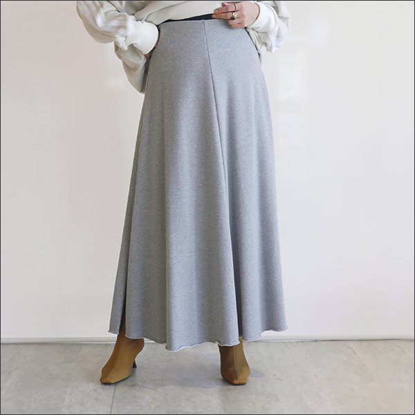 極細繊維クロス ROYAL FLASH スカート KALNA/カルナ/フレアスカート
