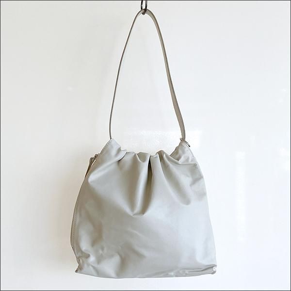 POMTATA(ポンタタ) 「TIO TOTE」レザートート 121-4171 OFF WHITE