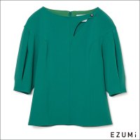 EZUMi(エズミ) デザインネックカットソートップス YEAW23CS04 GREEN