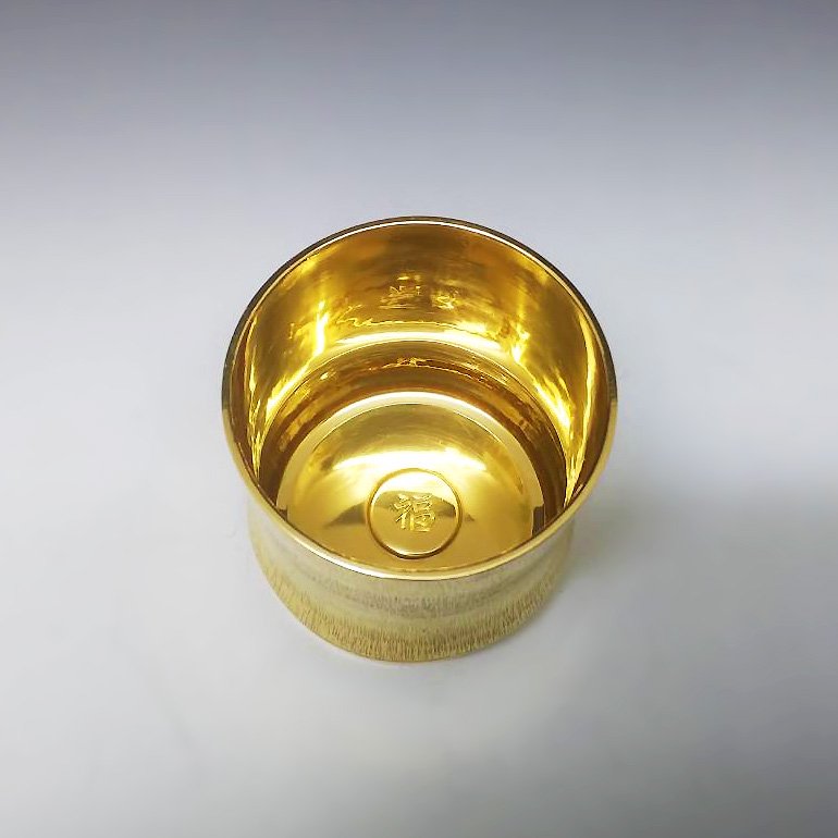 純金製ぐい呑み 竹型模様 - HIKARI GALLERY オーダーメイド・高級縁起物オンラインショップ