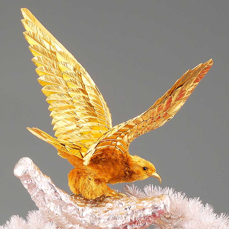純金製置物 松に鷹 - HIKARI GALLERY オーダーメイド・高級縁起物オンラインショップ