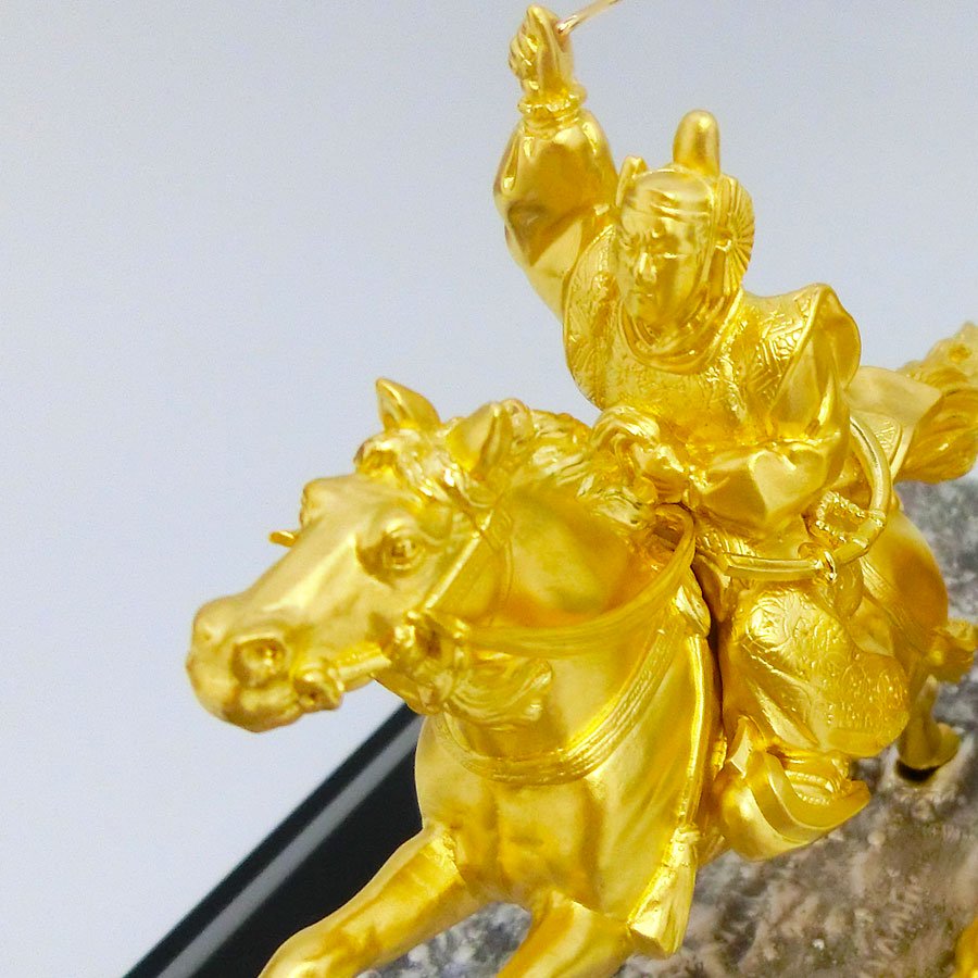 純金製置物 武人躍動 - HIKARI GALLERY オーダーメイド・高級縁起物 