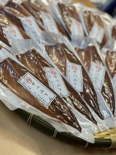 みりん 楽天市場】みりん 味醂 本みりん富貴 1800ml 6本 PET 合同酒精