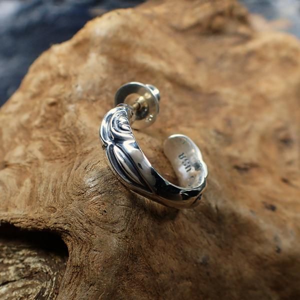 ロンワンズ レナードカムホート ピアス