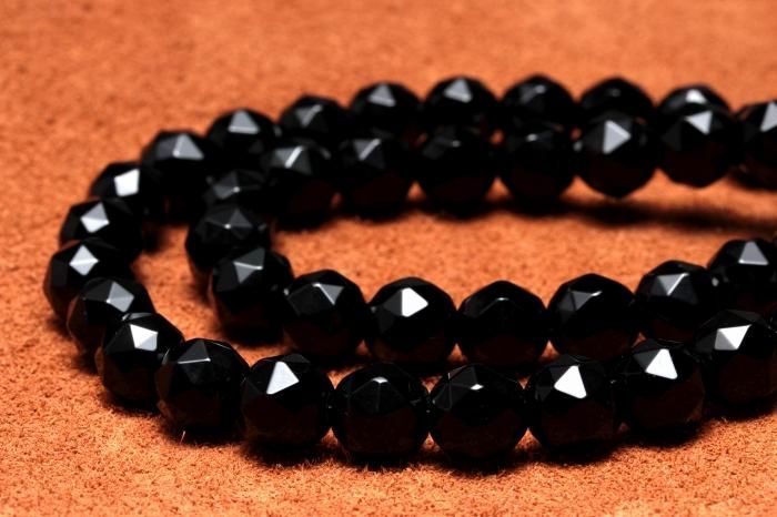 AAAランク】モリオン(黒水晶)ネックレス【カット10mm玉】MORNE
