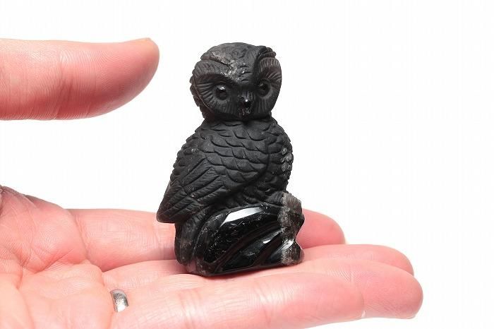 モリオン 黒水晶 彫り物 フクロウ Moowl 008 魔除け効果のパワーストーン Ameri Stone モリオン 黒水晶 彫り物 フクロウ Moowl 008 魔除け効果のパワーストーン Ameri Stone