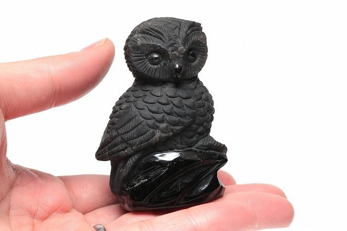 モリオン 黒水晶 彫り物 フクロウ Moowl 011 魔除け効果のパワーストーン Ameri Stone モリオン 黒水晶 彫り物 フクロウ Moowl 011 魔除け効果のパワーストーン Ameri Stone