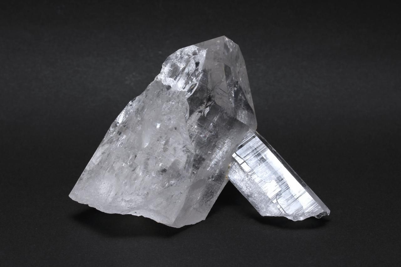 水晶 クラスター南マニハール産天然石パワーストーン