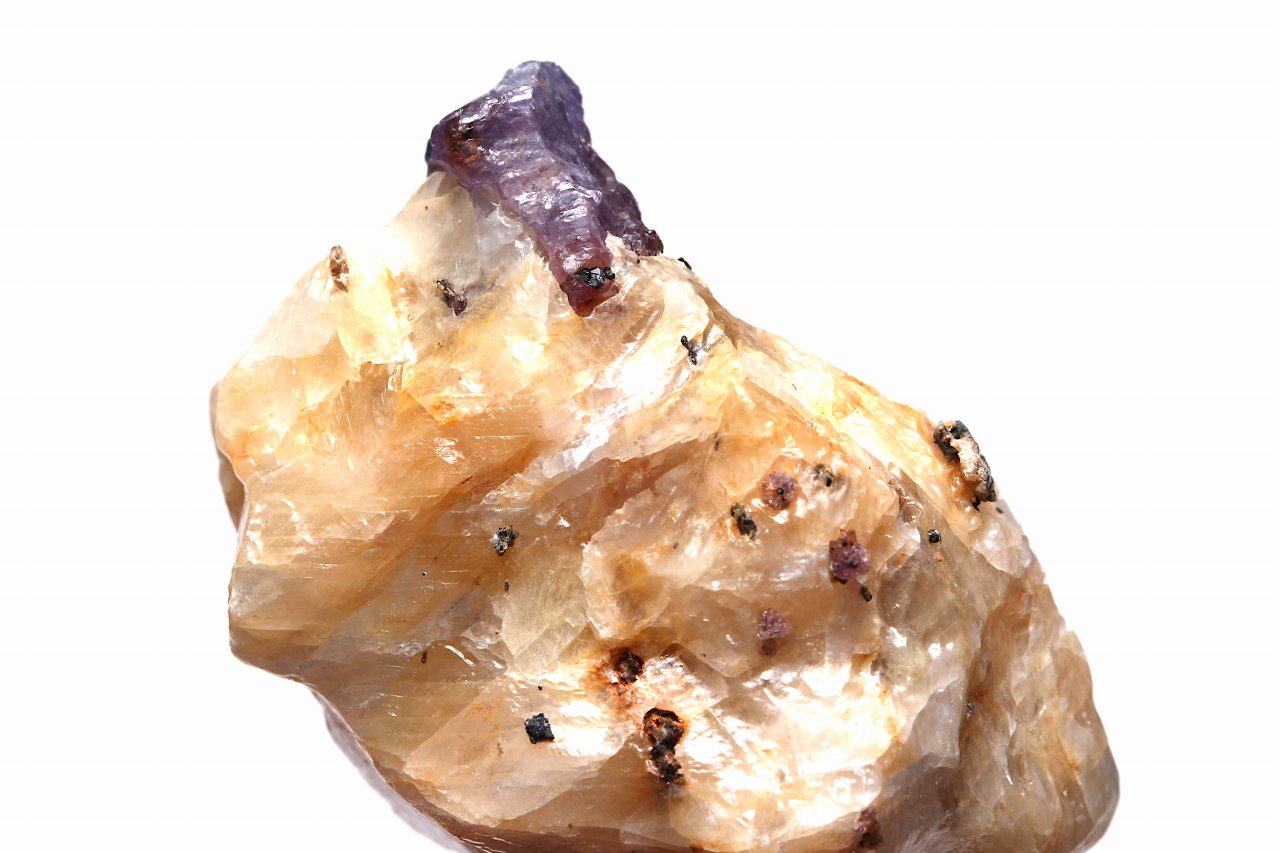 パキスタン産ルビー原石[母岩付き] RUBOR-004｜情熱を高める勝利の石