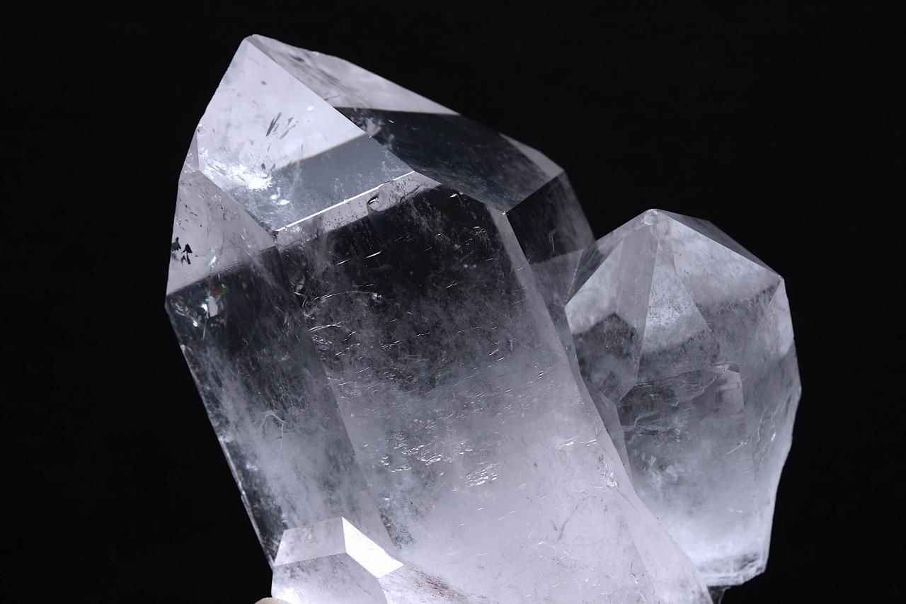 ブラジル産水晶クラスター【Mサイズ】CLBRM-018｜豊かなエネルギーを