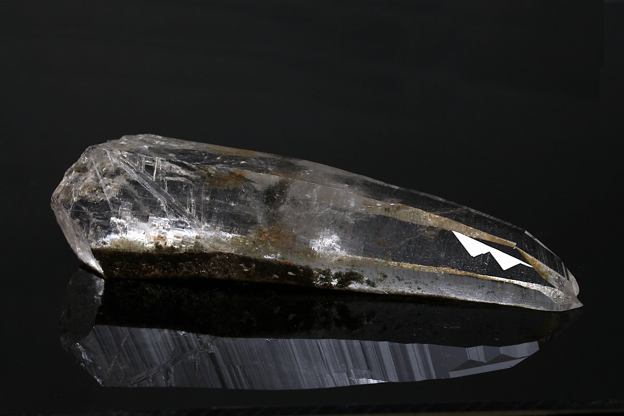 ガネーシュヒマール水晶ポイント ASWPO-209｜高波動のヒマラヤ水晶 