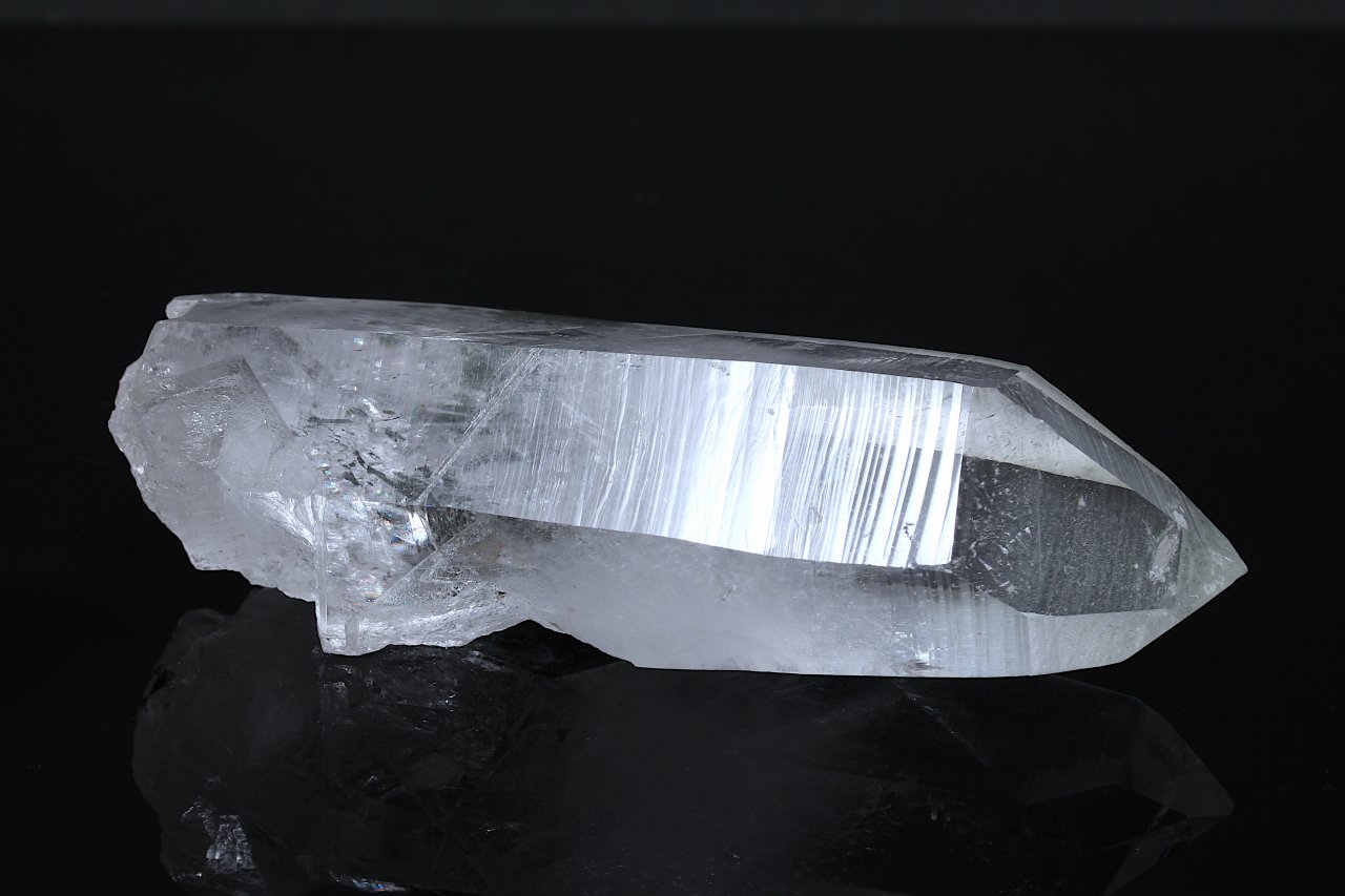 ガネーシュヒマール水晶ポイント ASWPO-211｜高波動のヒマラヤ水晶 