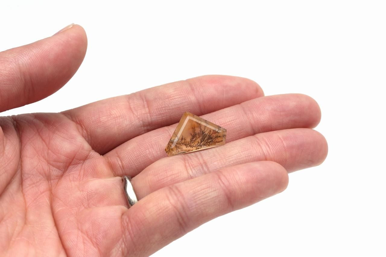 no.0322 雲の中のデンドリックと濁りのクォーツ　一点物 一点物】デンドリティッククォーツのリング（リラ） | iichi