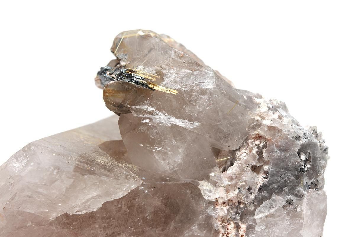 ブラジル・ミナスジェライス州産ルチルインクォーツクラスター