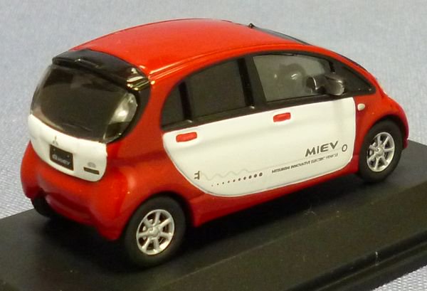 三菱 アイ ミーブ i-MiEV 赤／白 HA4WLDD 2009年 三菱自動車配布品 1/64 - 絶版ミニカーショップ  Mono-Rev(モノレブ)2011サイト