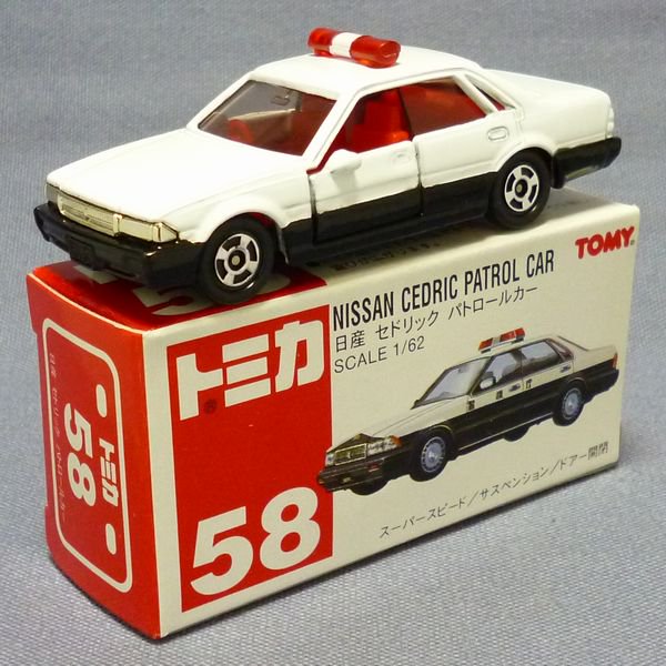 トミカ【77】CEDRIC PATROL CAR