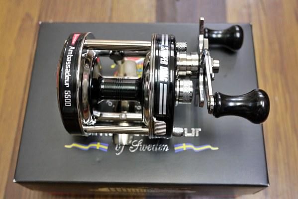 アブ・Amb.5500 ストライパー ファクトリーチューンモデル・ブラック