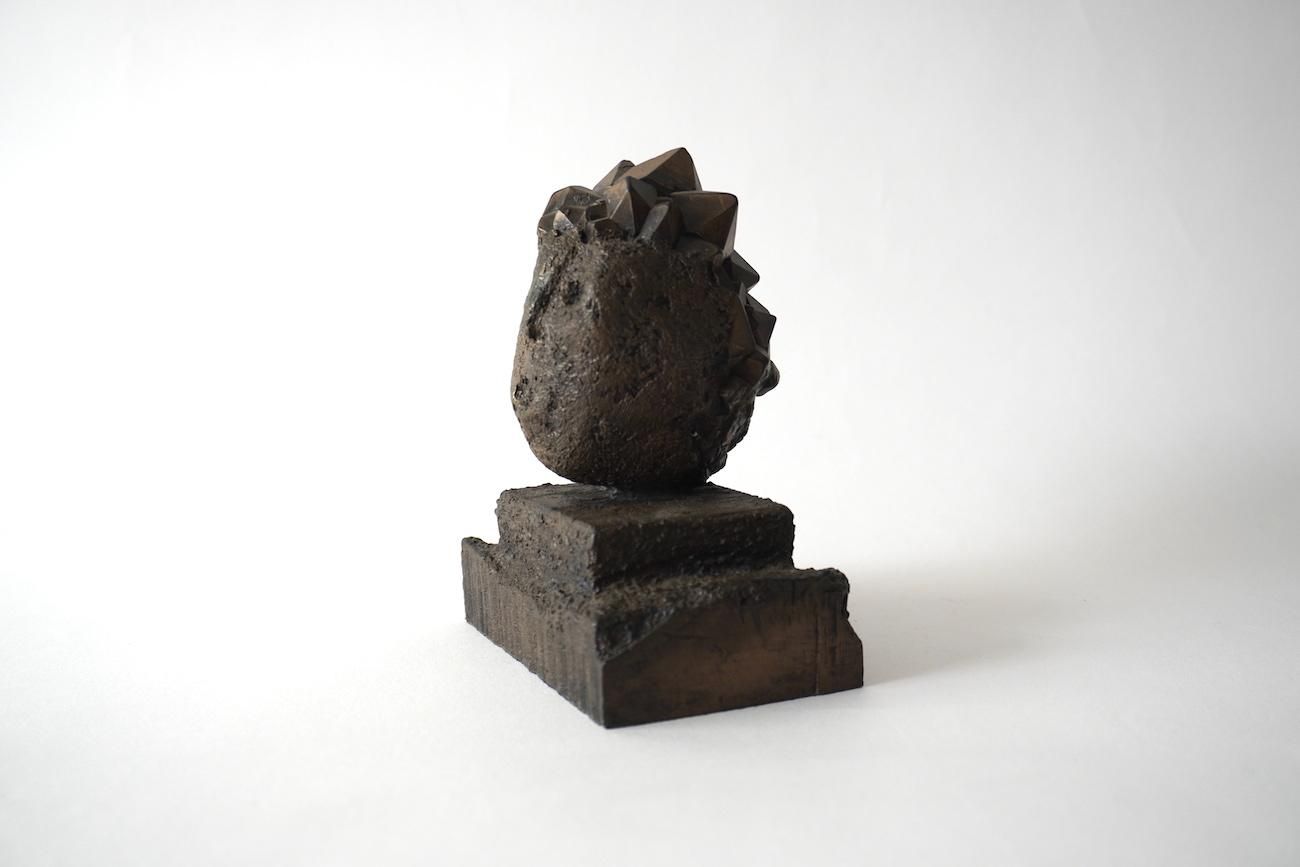 <img class='new_mark_img1' src='https://img.shop-pro.jp/img/new/icons14.gif' style='border:none;display:inline;margin:0px;padding:0px;width:auto;' />Paul BENYOVITS Crystal Head3