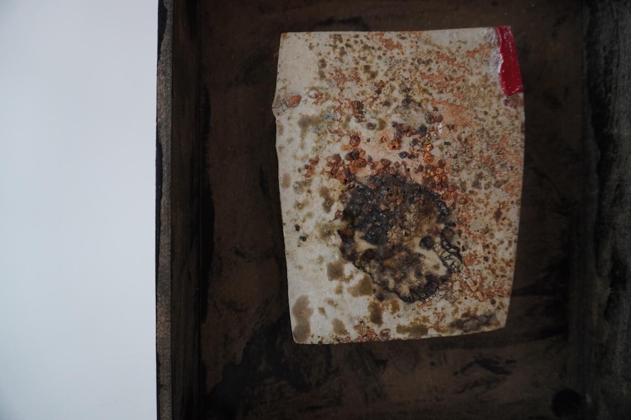 <img class='new_mark_img1' src='https://img.shop-pro.jp/img/new/icons14.gif' style='border:none;display:inline;margin:0px;padding:0px;width:auto;' />Robin Welch – framed tile 2