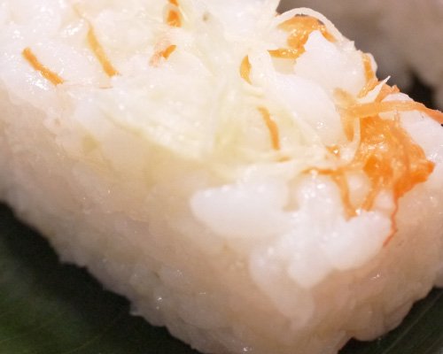 弘前「角長」青森海峡サーモンと八戸サバの押し寿司　魚米寿司　冷凍寿司