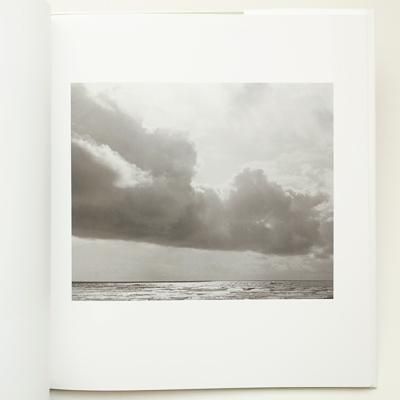 ロバート・アダムス【Time Passes】 - 京都にある、美術洋書