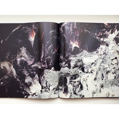 ダン・ホールズワース【Blackout】 - 京都にある、美術洋書＆海外画集を取り扱う本屋『アートブック・ユリーカ』
