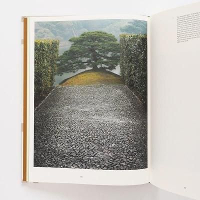 桂離宮 写真集 KATSURA IMPERIAL VILLA 毎日新聞社 Amazon.co.jp: 桂離宮写真集 KATSURA IMPERIAL VILLA／毎日新聞