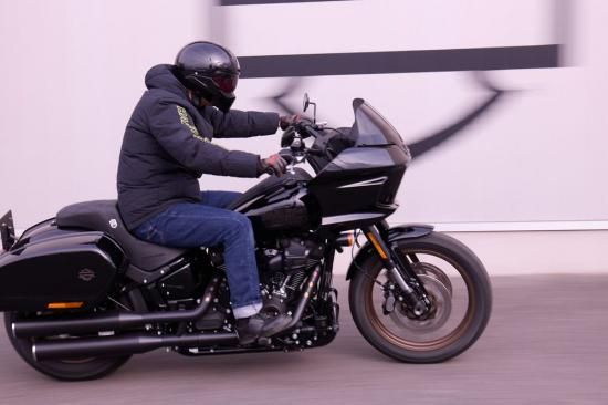 HORIZON HELMETS フルフェイスヘルメットBOBSTER ブラック HORIZONHELMETS】BOBSTER BLACK フルフェイス システムへ