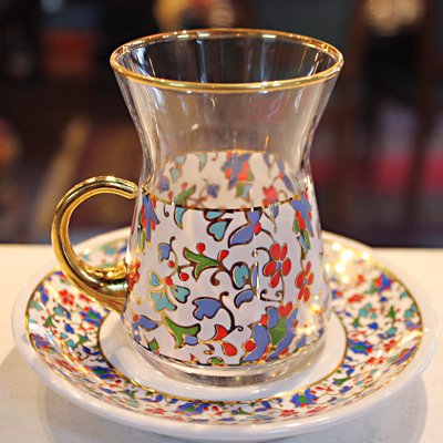 トルコのチャイグラス(大)＆陶器製ソーサー 取っ手付き ターコイズ ...