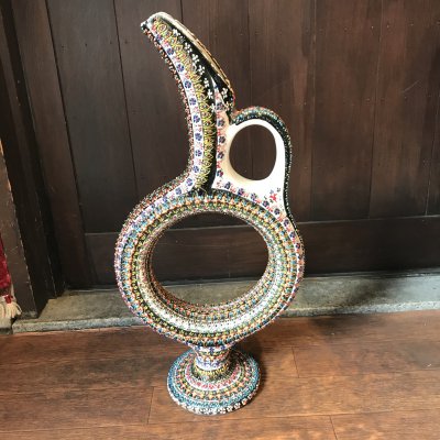 トルコキュタフヤ陶器の飾り壺（ワイン入れ）