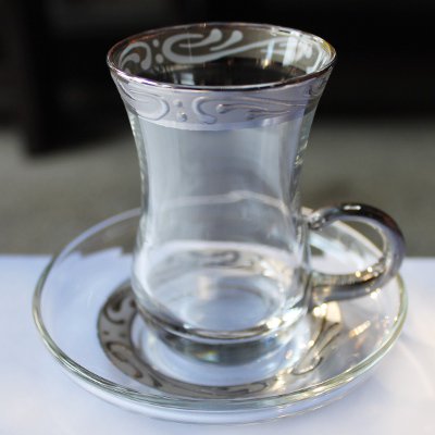 トルコのチャイグラス＆ソーサー　シルバーアラベスク　取っ手付き