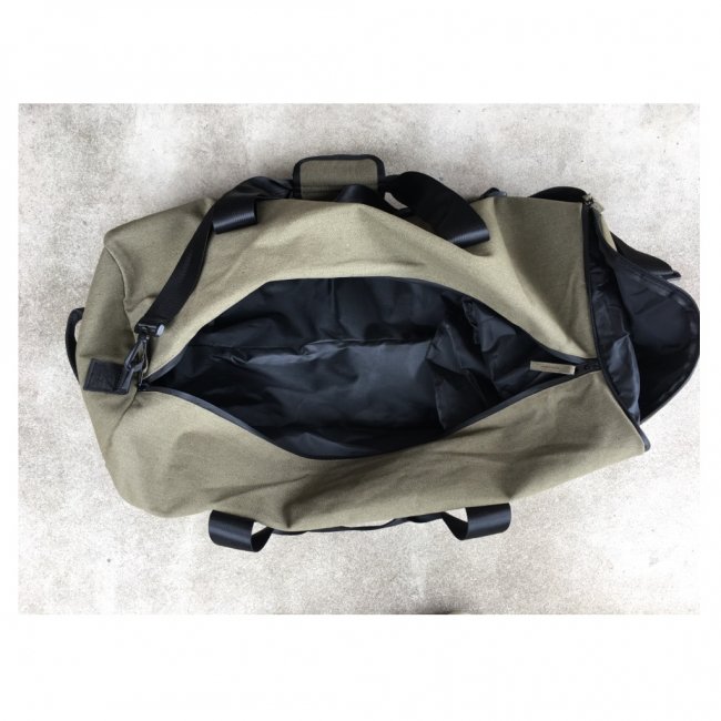 市場 スケートボード DUFFLE BAG ダッフルバッグ アンチヒーロ スケボー ANTIHERO オリーブ BASICEAGLE