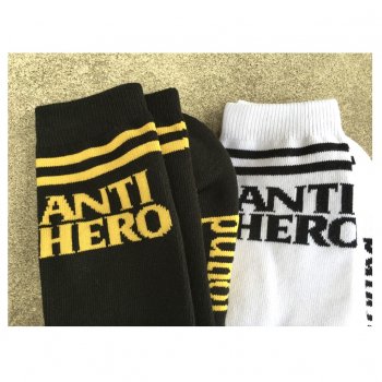 ANTIHERO " BLACK HERO IN FOUND SOCKS "