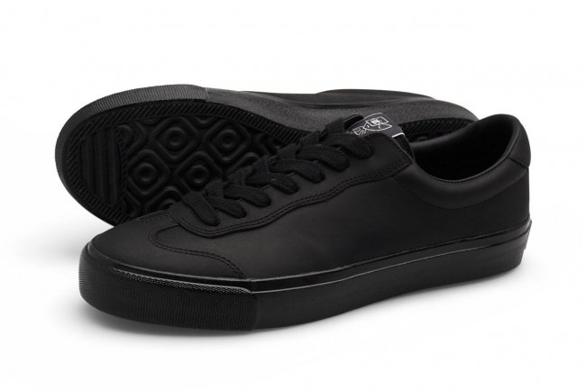 LASTRESORT AB " VM004 MILLIC WAXED LEATHER " BLACK/ BLACK 