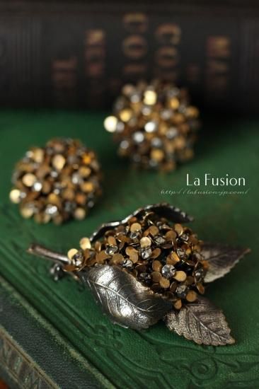 Miriam Haskell＊ミリアム・ハスケル ゴールドを纏う紫陽花の