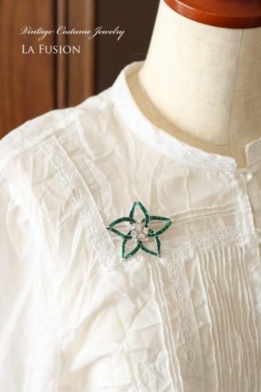 【希少】Boucherブーシェ ユリ フラワー ブローチ ヴィンテージ ゴールド 希少】Boucherブーシェ ユリ フラワー ブローチ ヴィンテージ