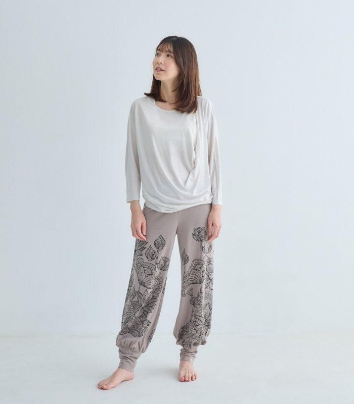 新品未使用タグ付き　tejas テジャス　akara-bottom ヨガパンツ テジャス ヨガ ヨガウエア ヨガウェア ヨガパンツ レディース