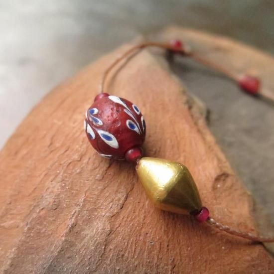 ファンシー 赤 ＋ ワックスゴールド ブレスレット - 東京・神楽坂