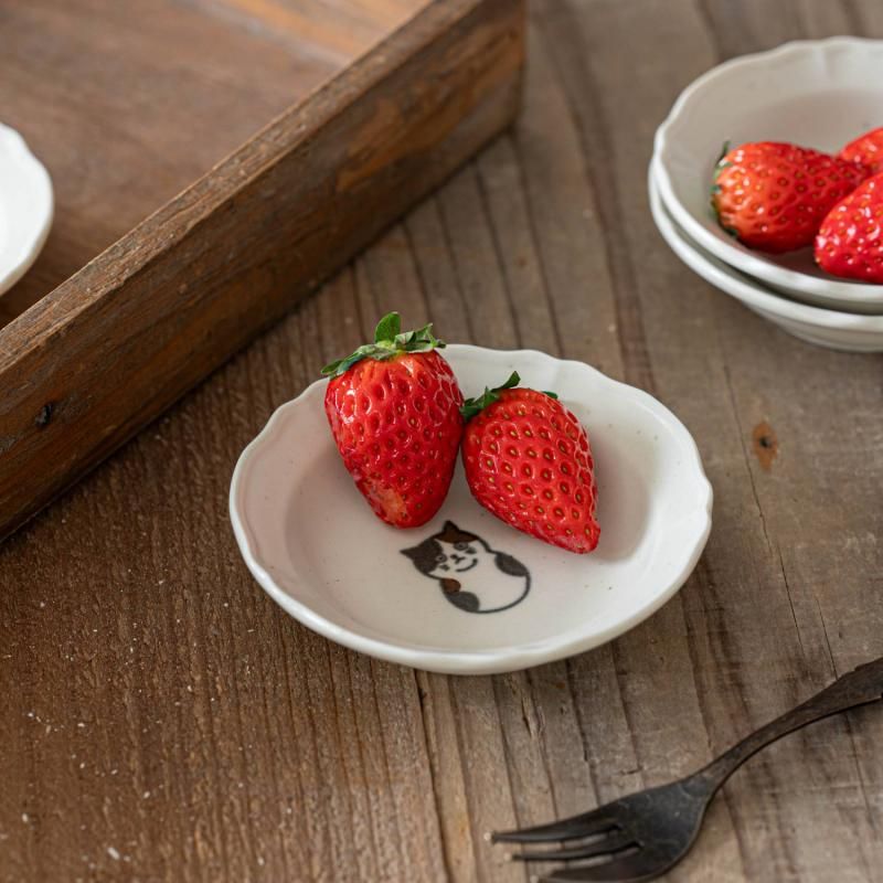 SHICHITA シチタ 猫トリオ 10cmレリーフ豆鉢 ミケ[定番] - 業務用食器