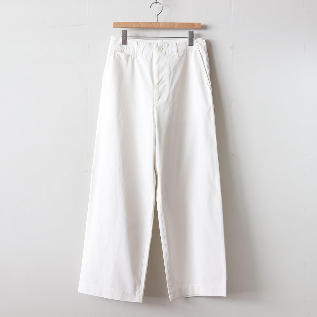 AURALEE / WASHED FINX LIGHT CHINO WIDE PANTS WHITE