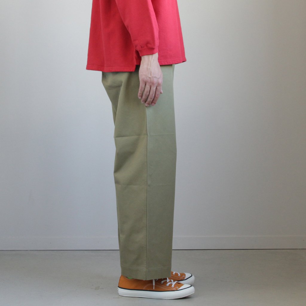 AURALEE / WASHED FINX LIGHT CHINO WIDE PANTS OLIVE