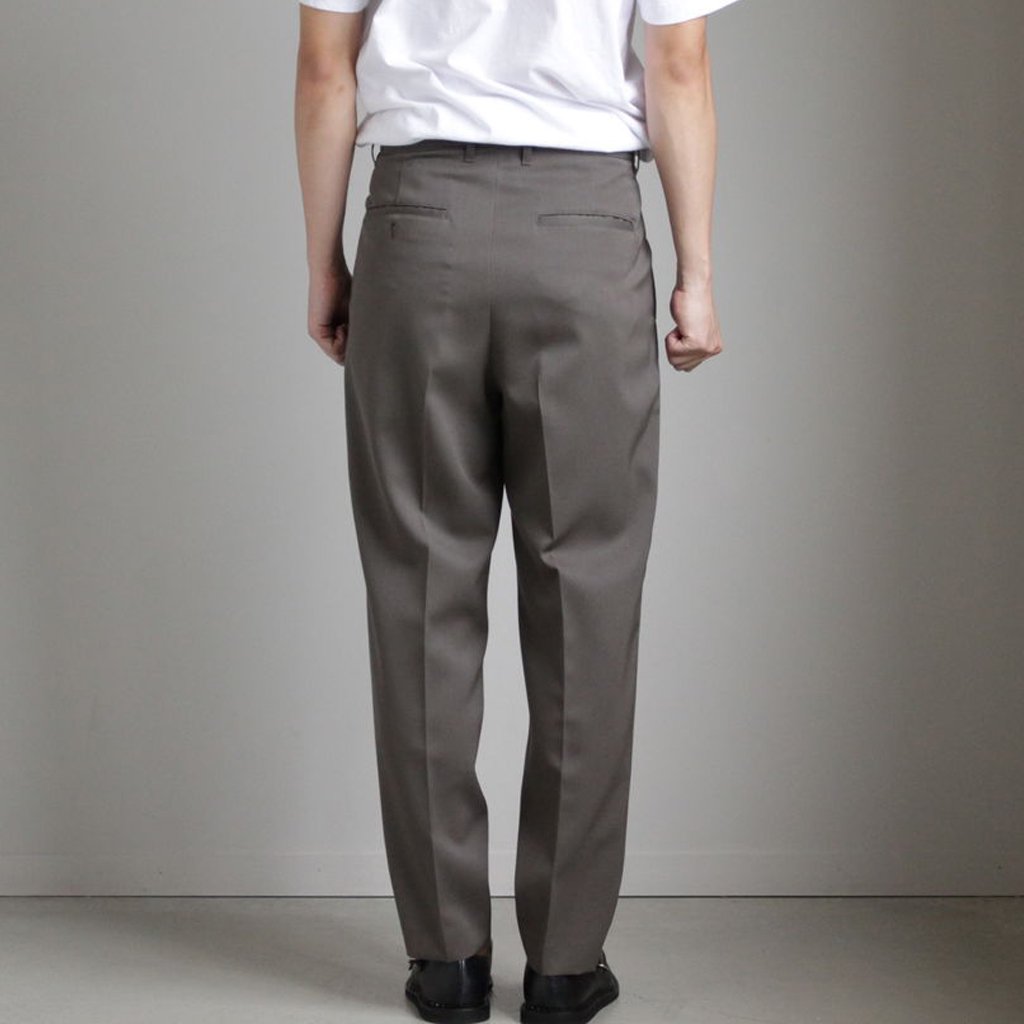 stein / TWO TUCK WIDE TROUSERS BR.KHAKI