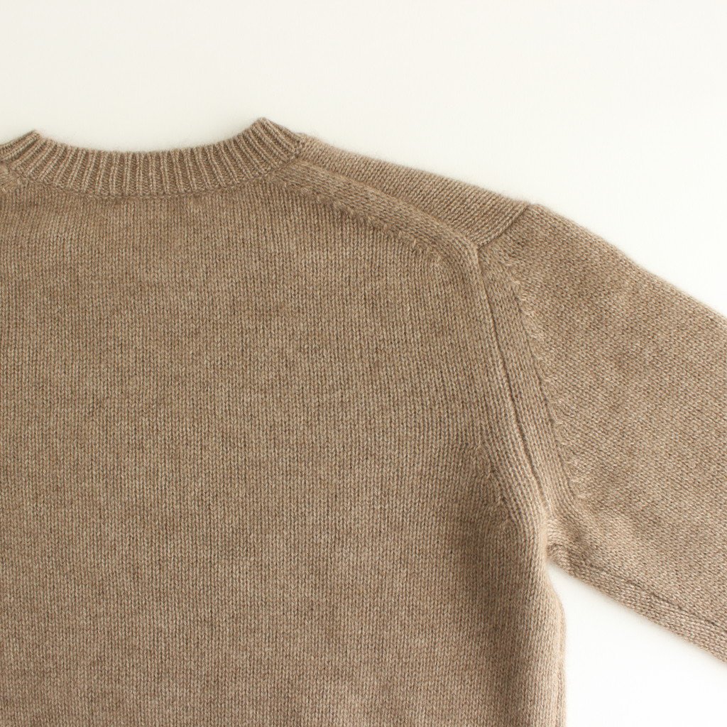 ウールスラブニットプルオーバー【WOOL SLUB KNIT P/O】｜AURALEE