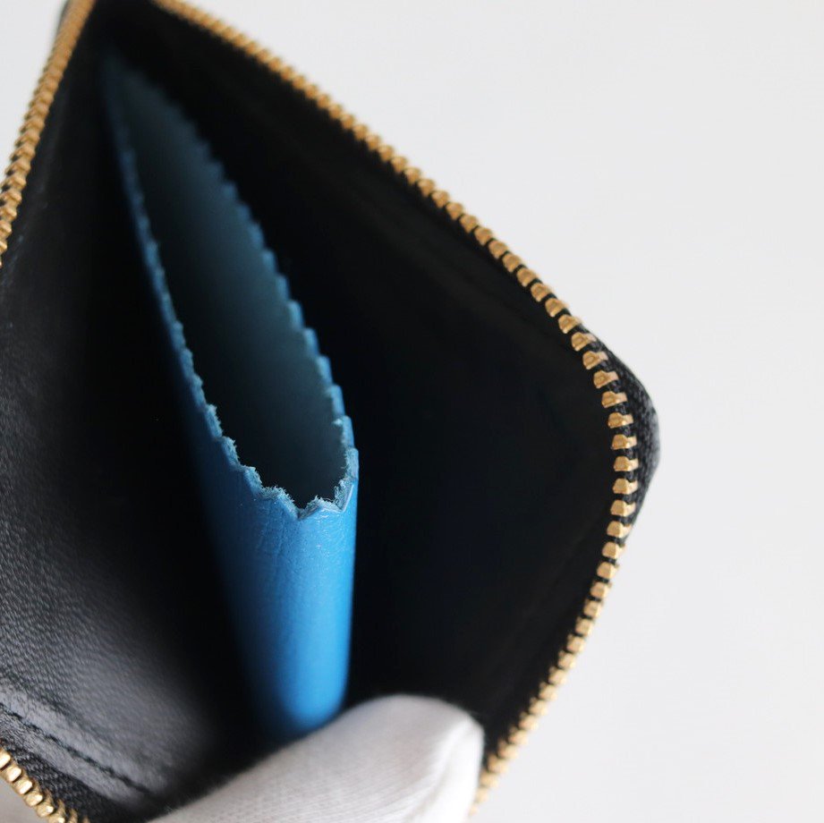 Wallet COMME des GARCONS / L字型ZIP財布 - COLOUR INSIDE BLACK/BLUE