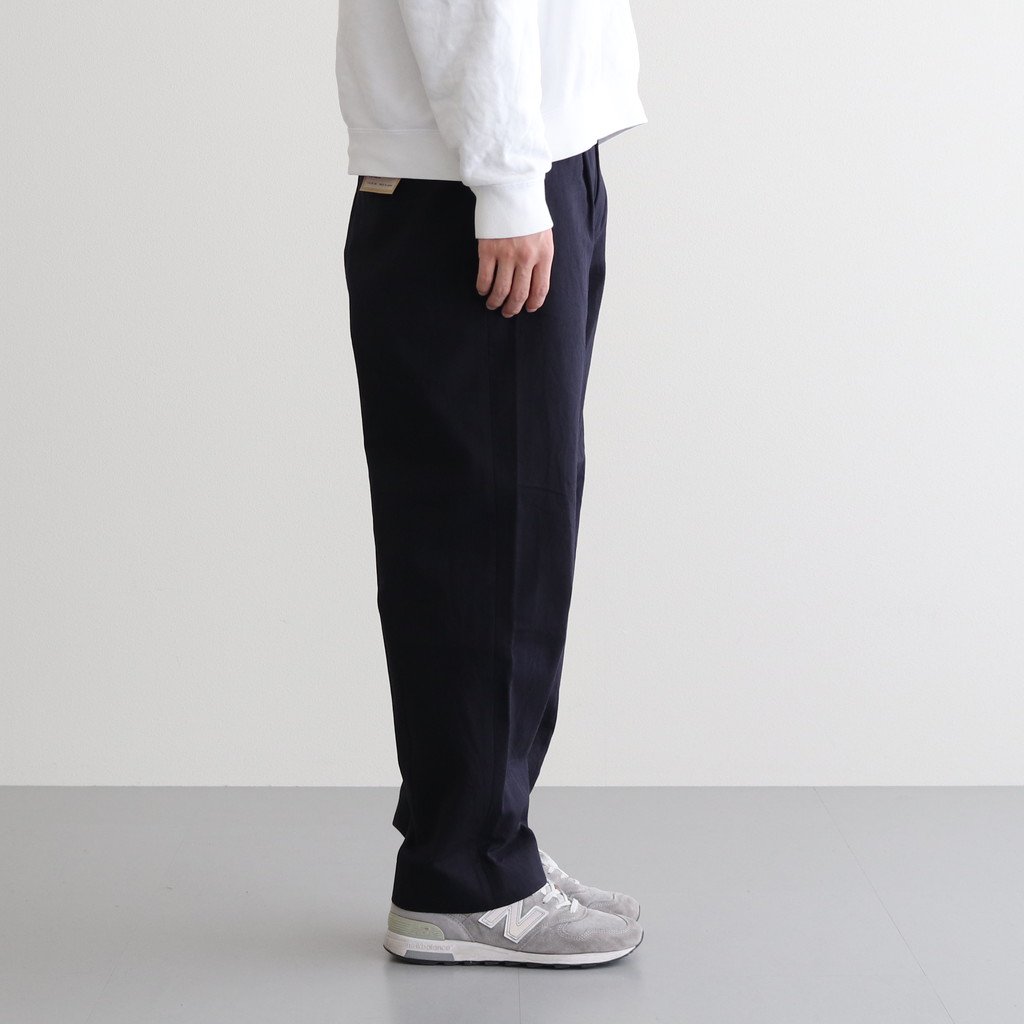 yaeca chino cloth pants tuck tapered