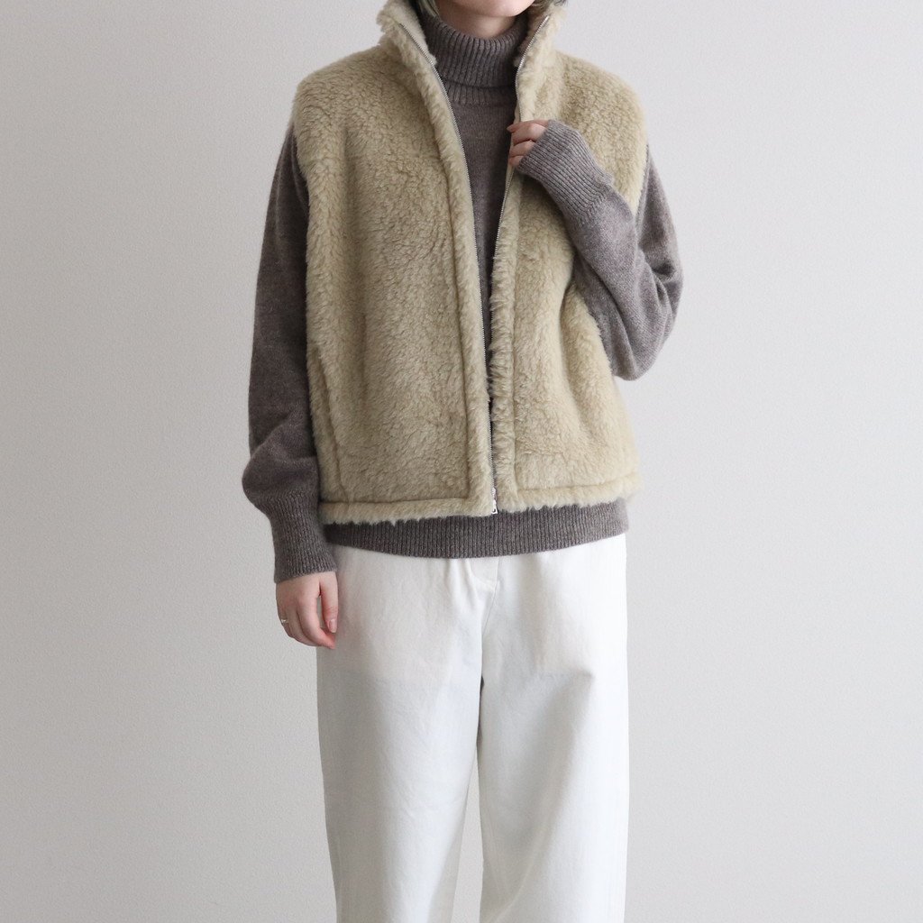 AURALEE / SHETLAND WOOL BOA ZIP VEST LIME BEIGE