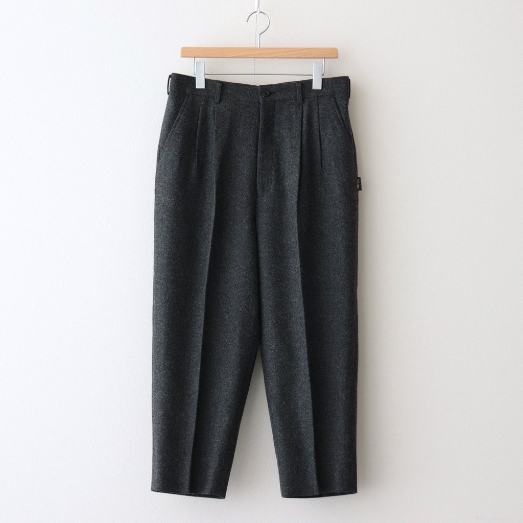 ウールナイロンツイル 2タックパンツ #CHARCOAL [HJ-P032-051] _ COMME