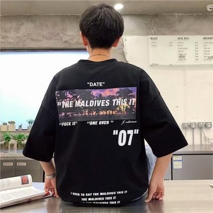 五分袖 バックプリント デザイン 韓国 ストリート Tシャツ メンズ ブラック Precioustar Wholesale Com 五分袖 バックプリント デザイン 韓国 ストリート Tシャツ メンズ ブラック Precioustar Wholesale Com