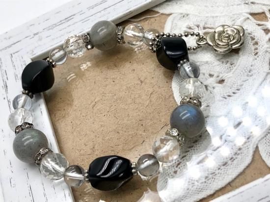 金枠エメラルド✦　個性派　〜ゴムブレスレット〜　アンバー　オニキス　ラブラド 金枠エメラルド✦ 個性派 〜ゴムブレスレット〜 アンバー オニキス