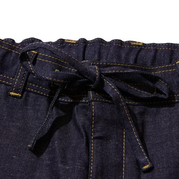 デニムの聖地岡山で製作したノンウォッシュデニムパンツ｜アウトドア